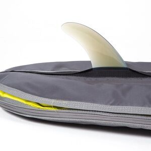 NWT FCS PADDED SURFBOARD FCS DAY LONGBOARD COVER WITH STRAP AND VENT 8’0